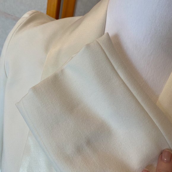 Bar III White/Cream Tuxedo Jacket - Excellent Condition - Size Small - Picture 12 of 12